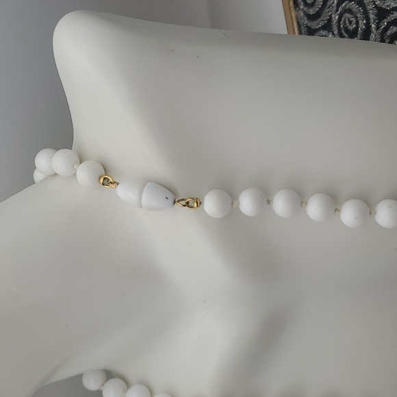 Estate pop beads 1960s retro vintage necklace white beaded cascade N2240‎ - Picture 3 of 4